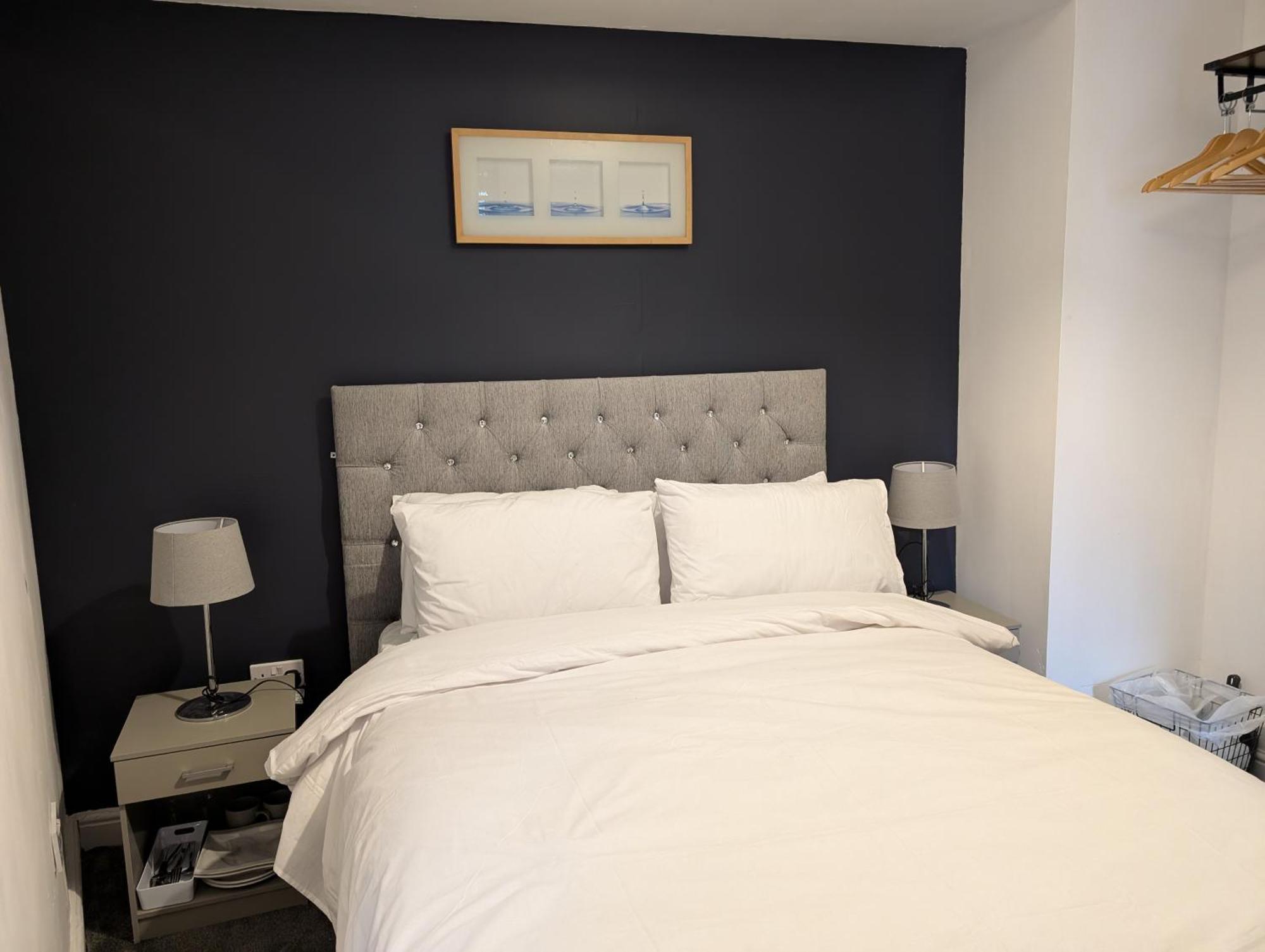 Blok 3 -Jacuzzi Suites, Apartment & Ensuite Rooms Блэкпул Экстерьер фото