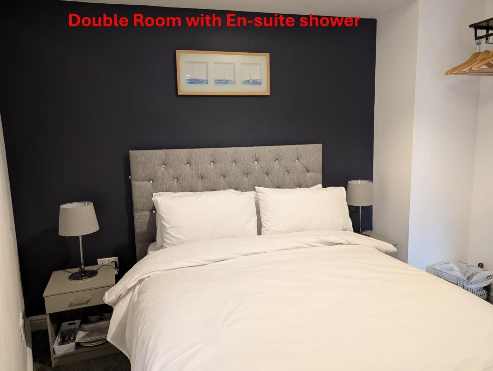 Blok 3 -Jacuzzi Suites, Apartment & Ensuite Rooms Блэкпул Экстерьер фото